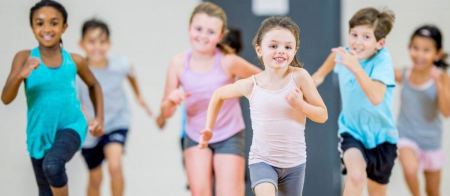 تمارين رياضية للاطفال مفيدة جداً وطريقة تطبيقها